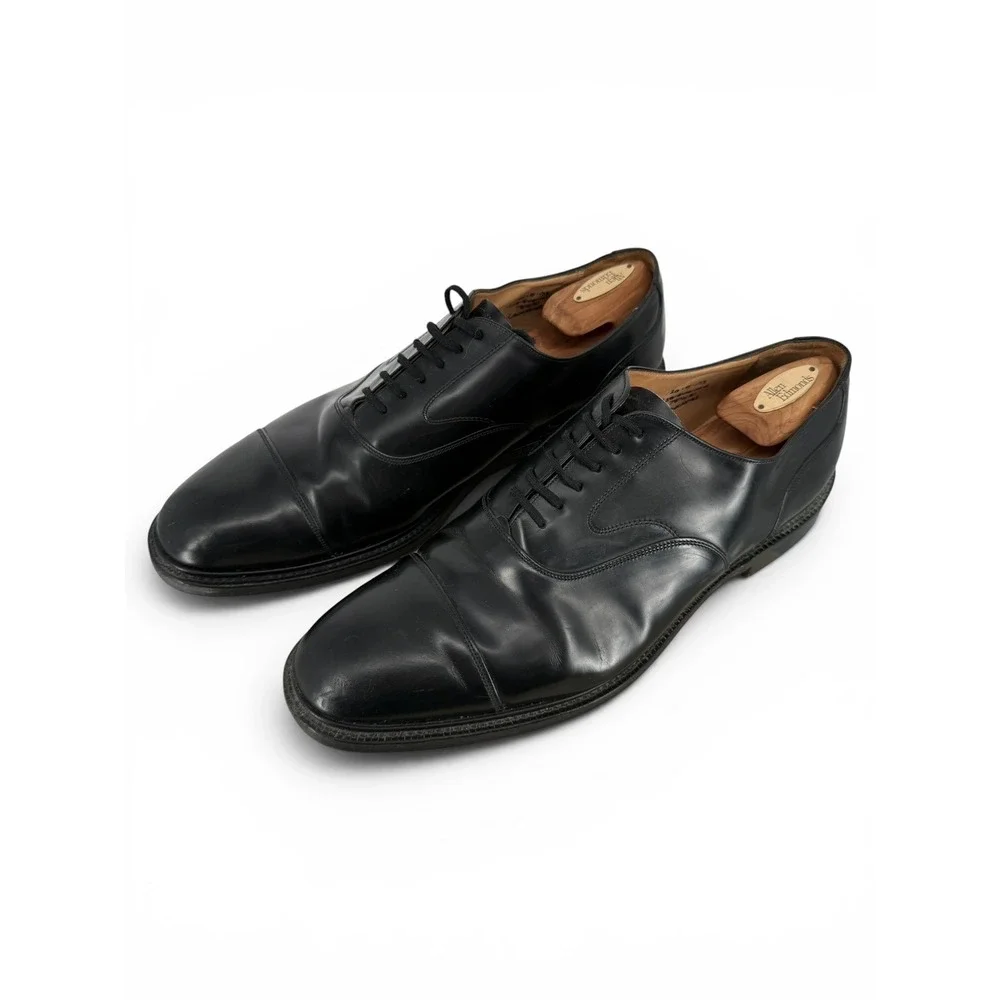 Shoes - Picture 2 of 11